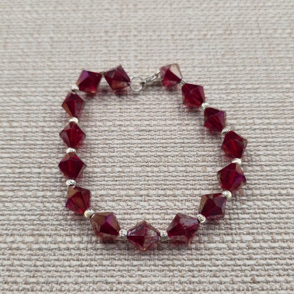7.5 Inch Sterling Silver Red Worn Crystal Bracelet B916